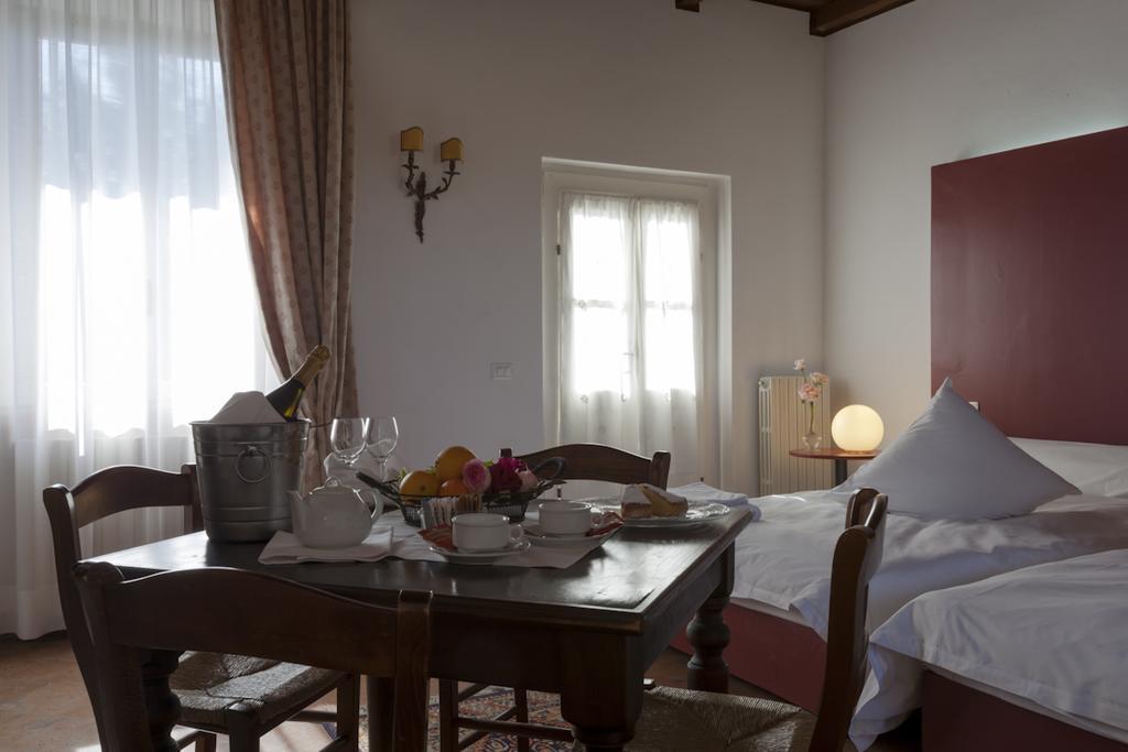 Agriturismo Cascina Marzana Hotel Pavia Esterno foto