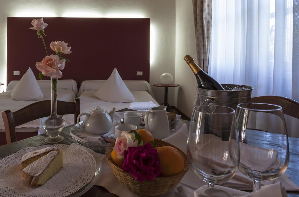 Agriturismo Cascina Marzana Hotel Pavia Esterno foto